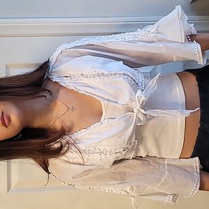 Charo Ruiz Ibiza White Ruffle/Weaved Tie Crop - Small